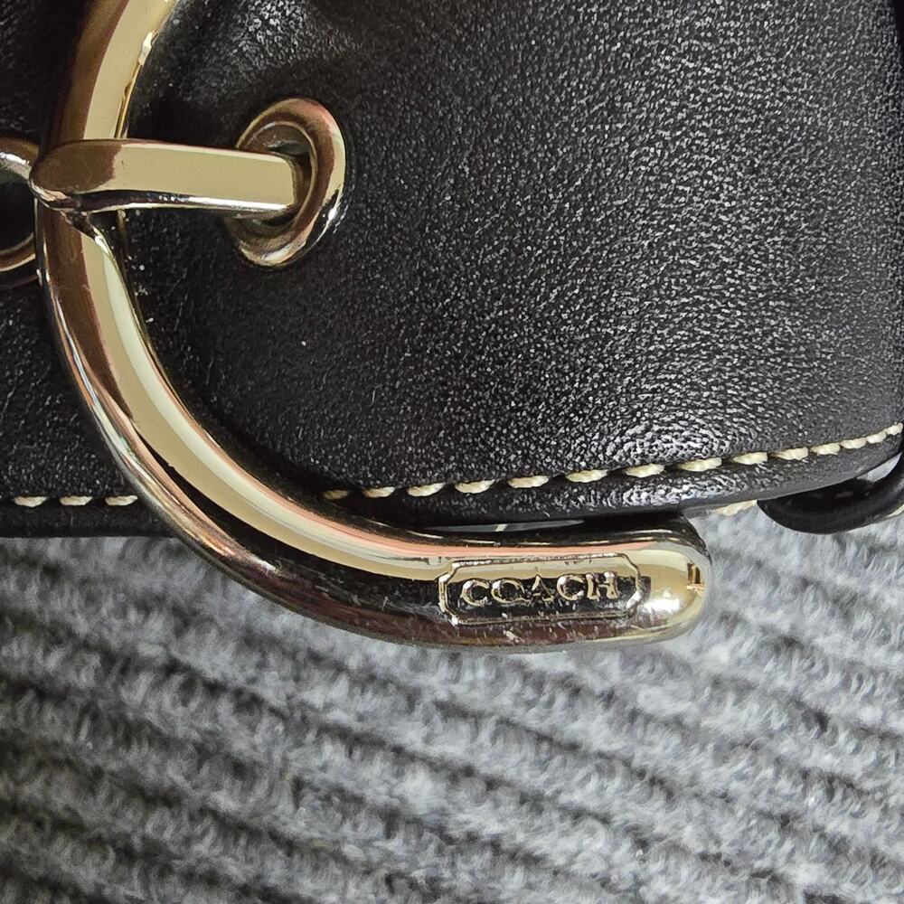 Coach 9541 Soho Small Hobo Bag Black Leather Y2K Shoulder Purse - Picture 4 of 7